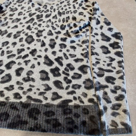 SOURCE UNKNOWN Women's Leopard Print Long Sleeve Top - Black/Grey - Size Small - Picture 4 of 8